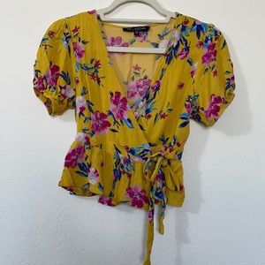 Short Sleeve Flower Top